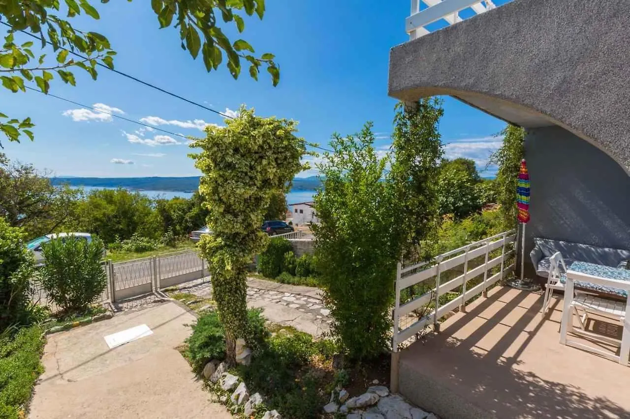 Apartment In Crikvenica 39084